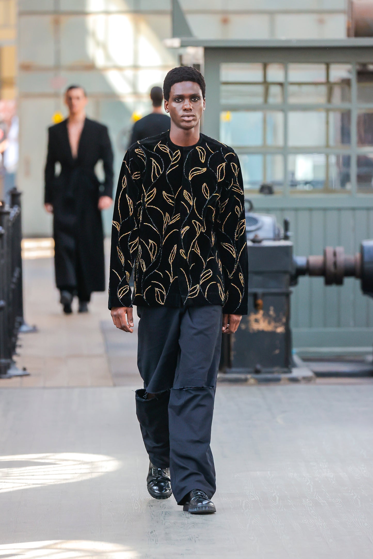 VINEYL Hand – Beaded Shacket & Pants - Set